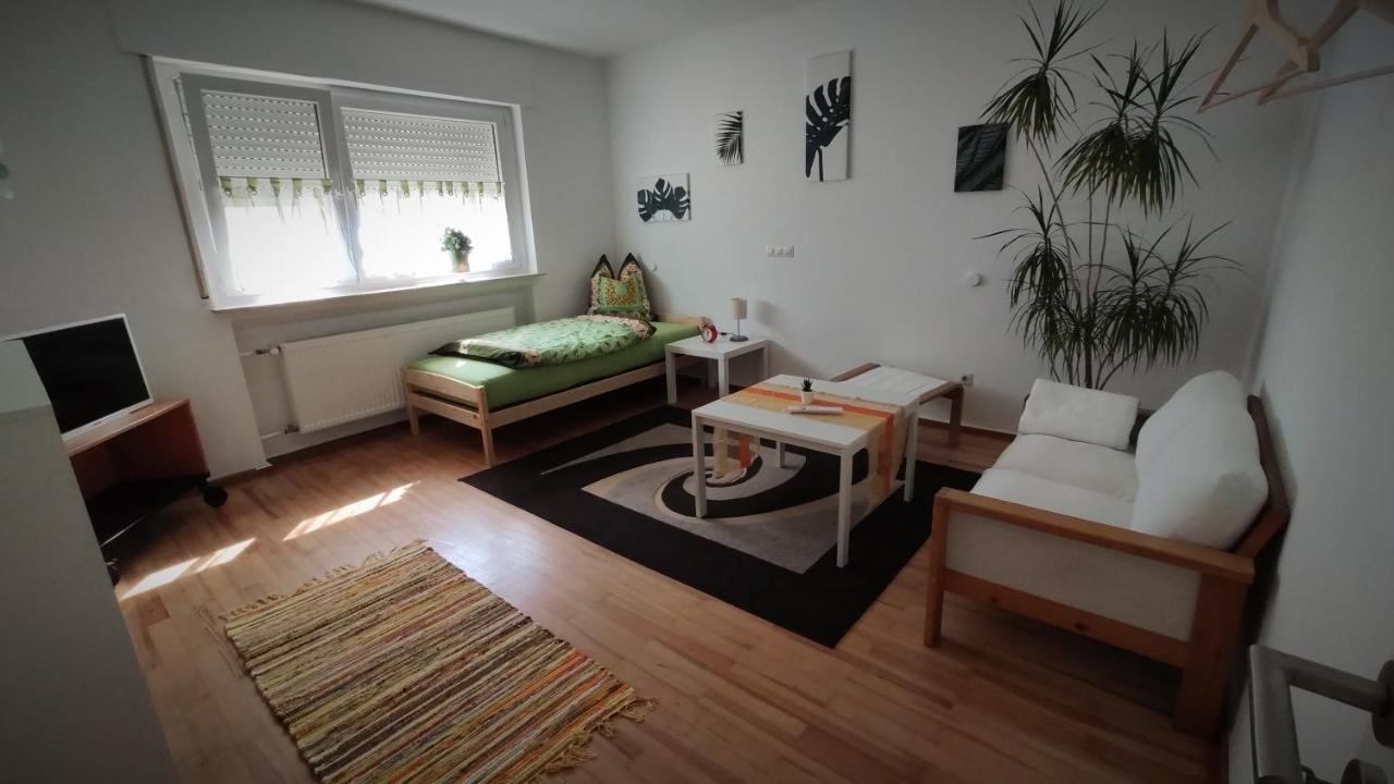 Monteur Unterkunft Gaestewohnung Ferienwohnung - Haus Huth Freigericht Εξωτερικό φωτογραφία